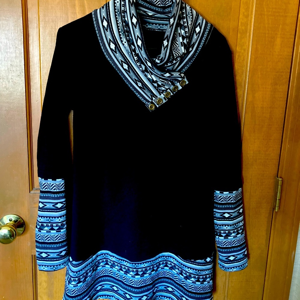 Ladies cotton/poly/spandex blend tunic